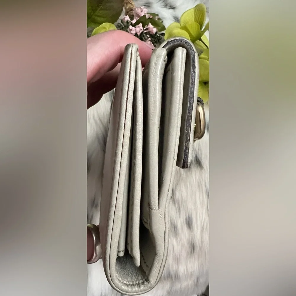 Gucci Long Wallet with Charms - Picture 5 of 15